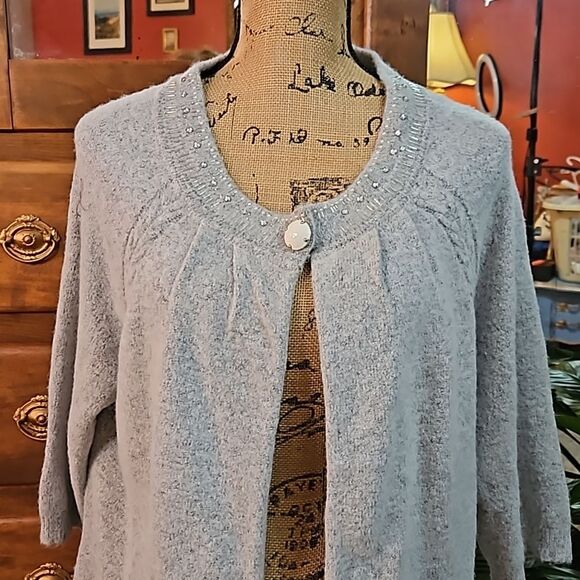 Gray beaded neckline open front sweater size Large - Picture 3 of 11